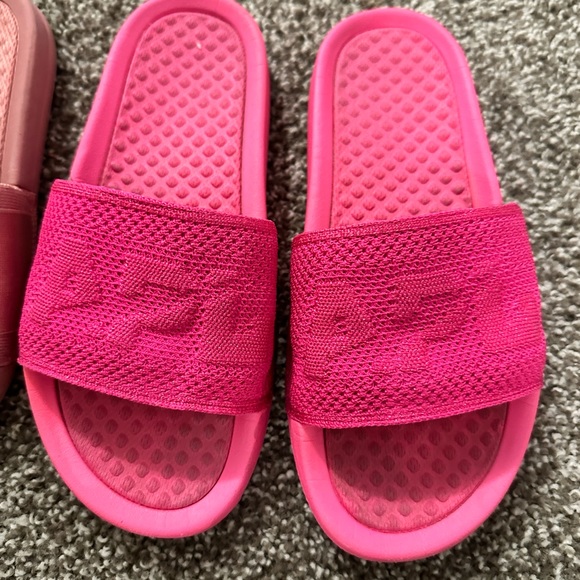 2 pairs of APL Slides. Both pink. Great condition. - Picture 4 of 5